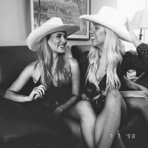 Meet your Posher, Ellen